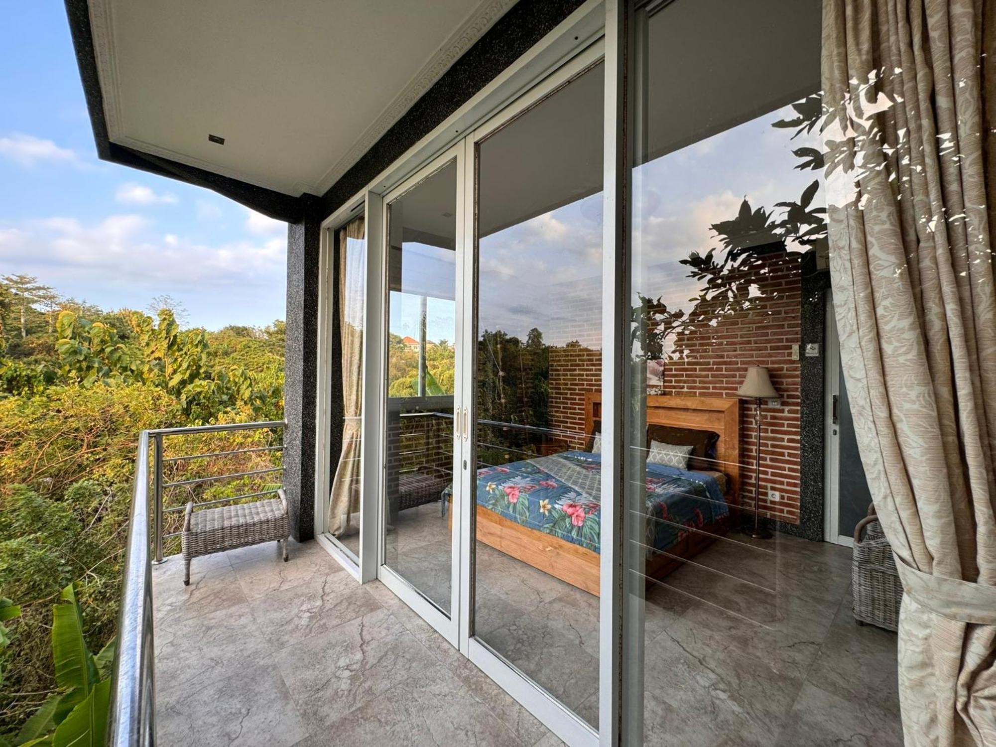 Giri Hill Homestay Nusa Dua  Exterior foto